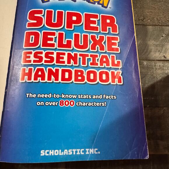 Super Deluxe Essential Handbook Pokémon Stats and Facts on Over 800 Characters - Picture 3 of 11